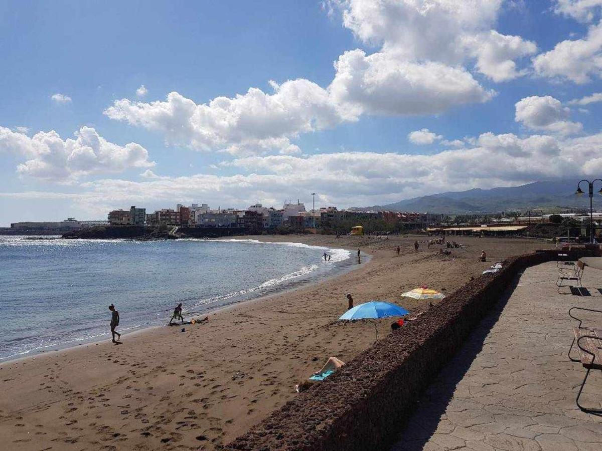 Primera línea con preciosas vistas al mar Melenara Exterior foto